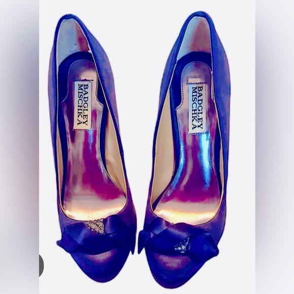 BADGLEY MISCHKA SATIN HEEL PUMPS - Picture 1 of 4